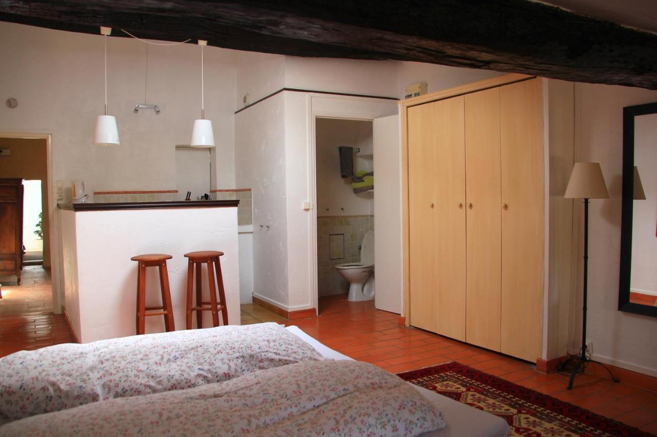 Maison Du Midi Bed & Breakfast ลอร์เกส ภายนอก รูปภาพ